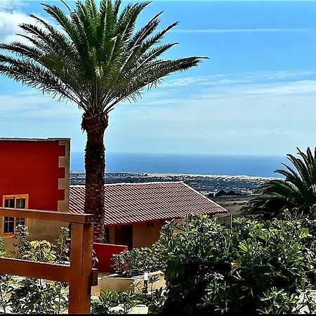 בית כפרי The Black Horse Canarias - Adults Only